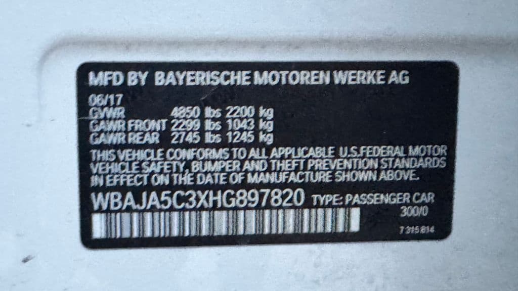 Vehicle photo