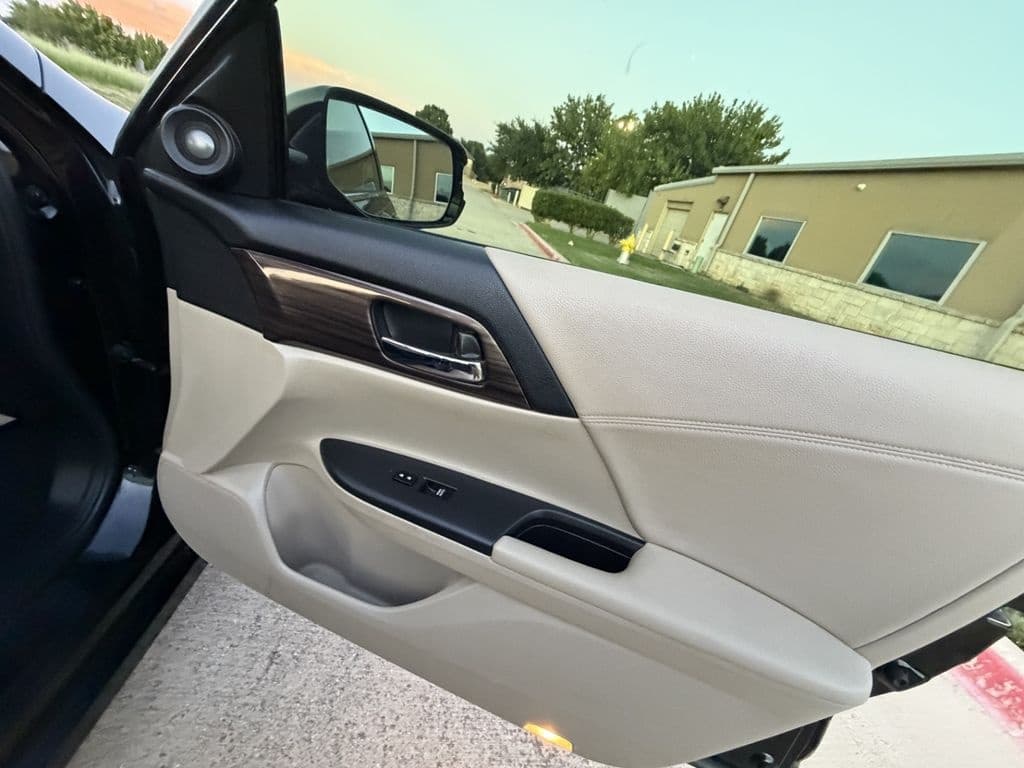 large car