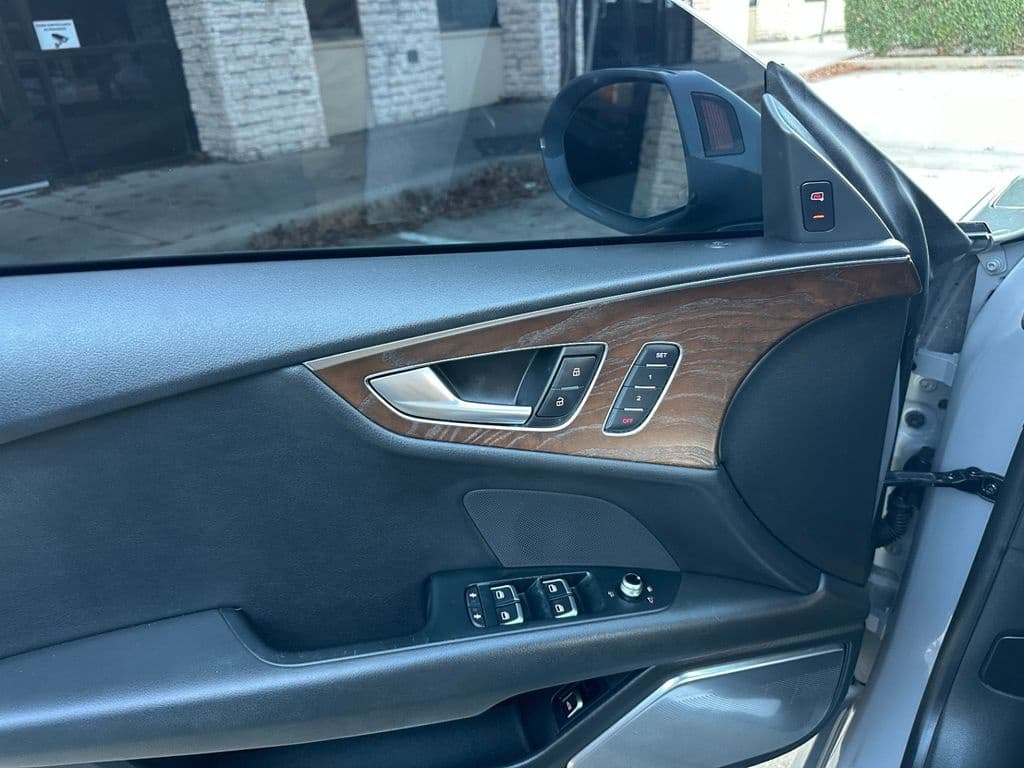 large car