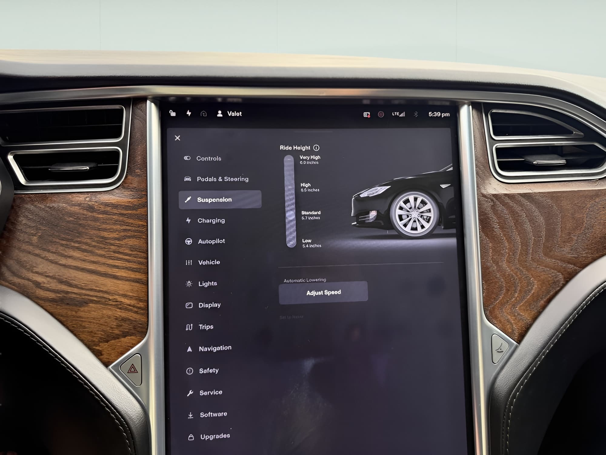 Vehicle photo