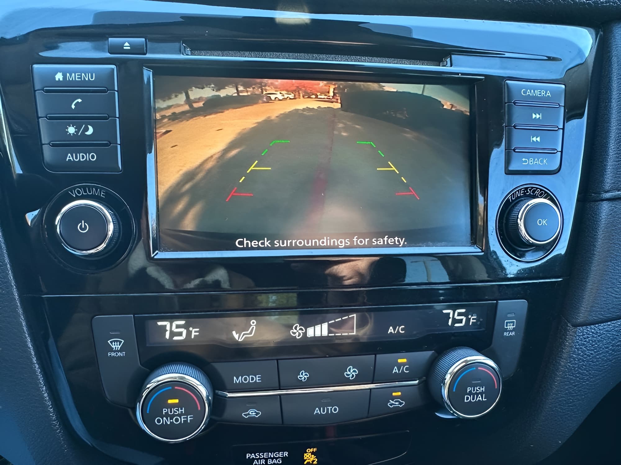 2020 Nissan Rogue SV - Photo 17