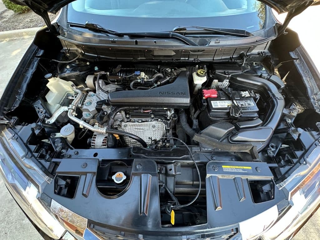 2020 Nissan Rogue SV - Photo 24