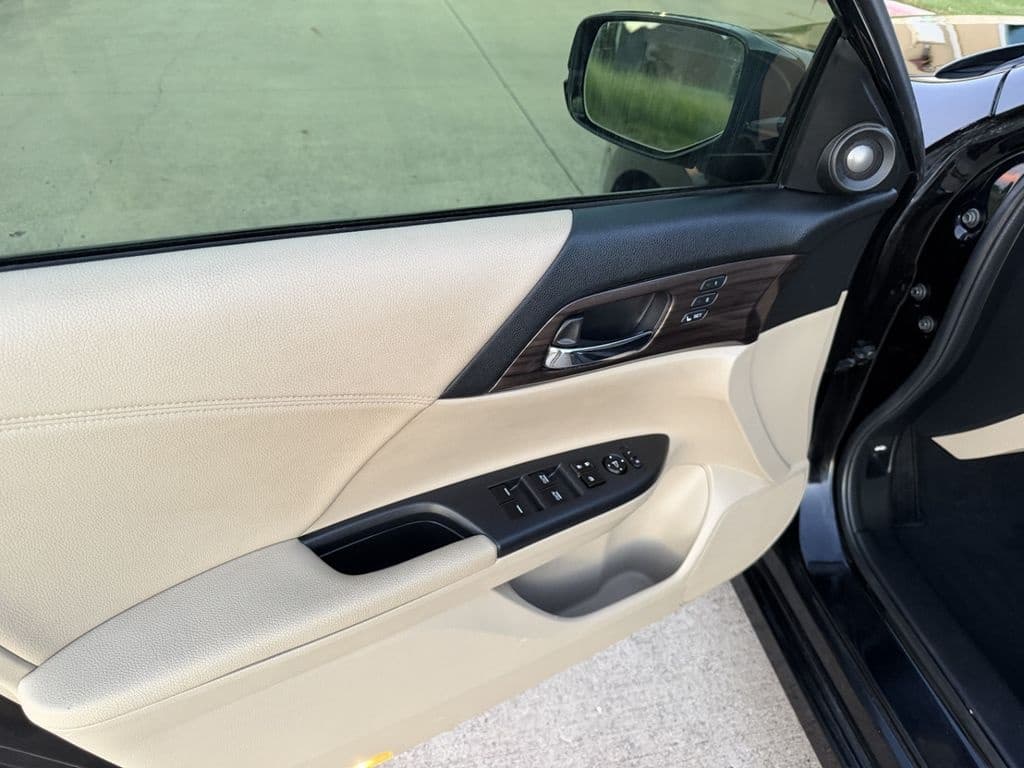 large car