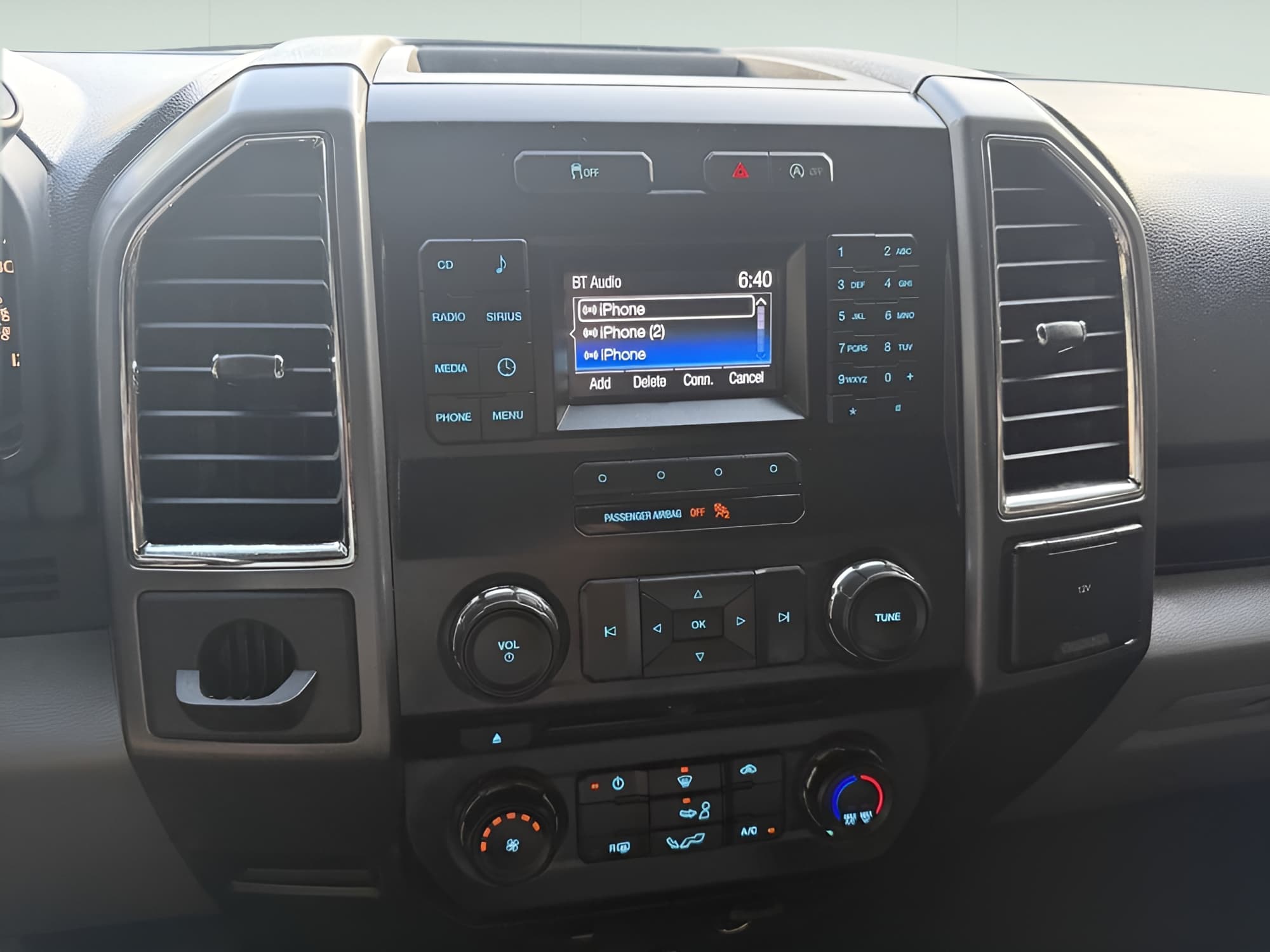 Vehicle photo