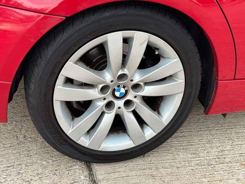 Vehicle photo