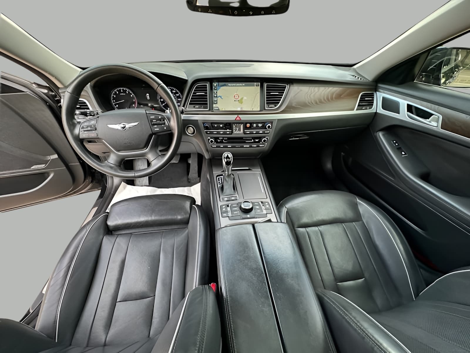 Vehicle photo