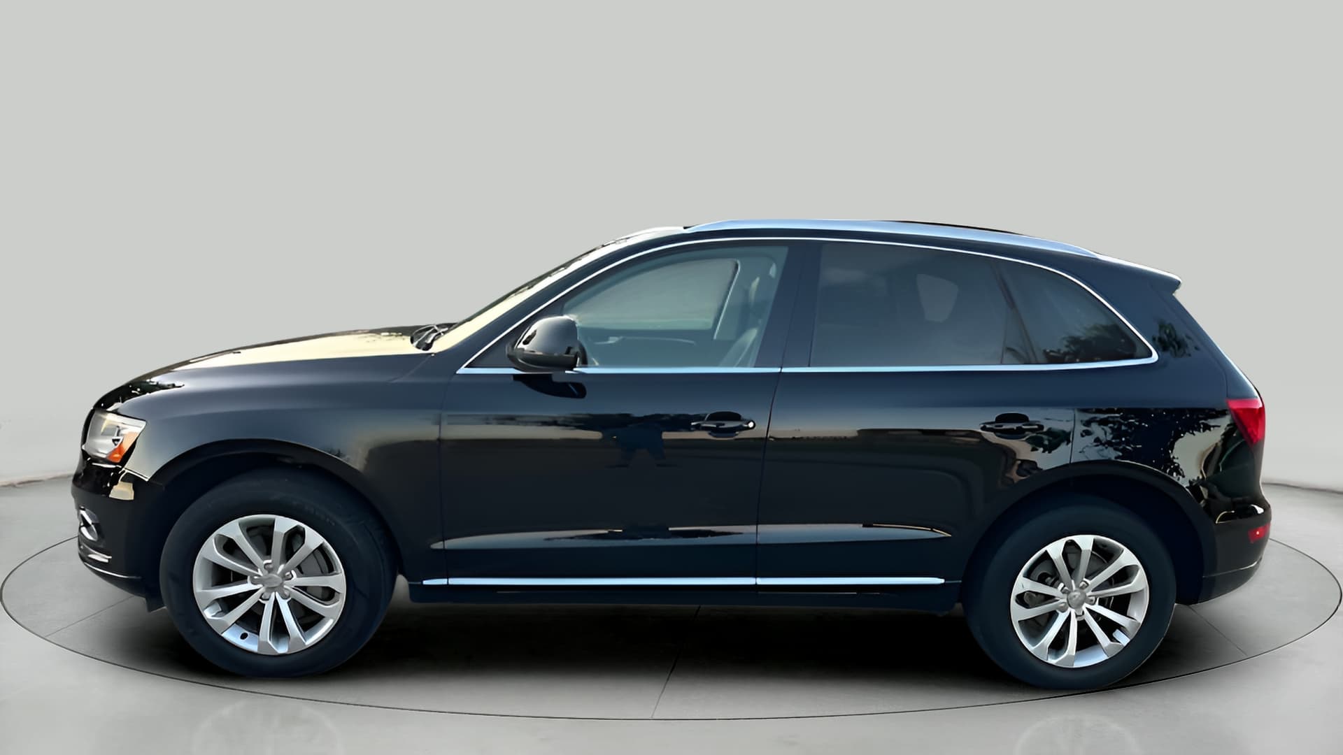 Vehicle photo