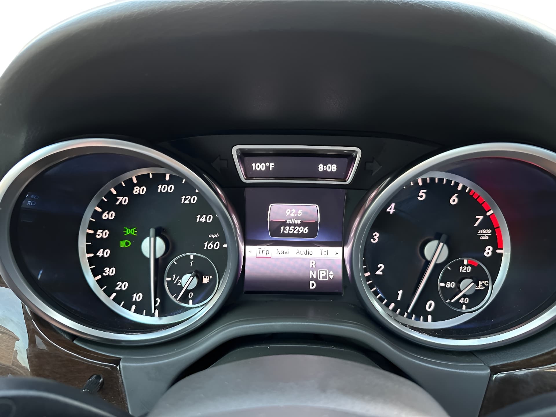 Vehicle photo