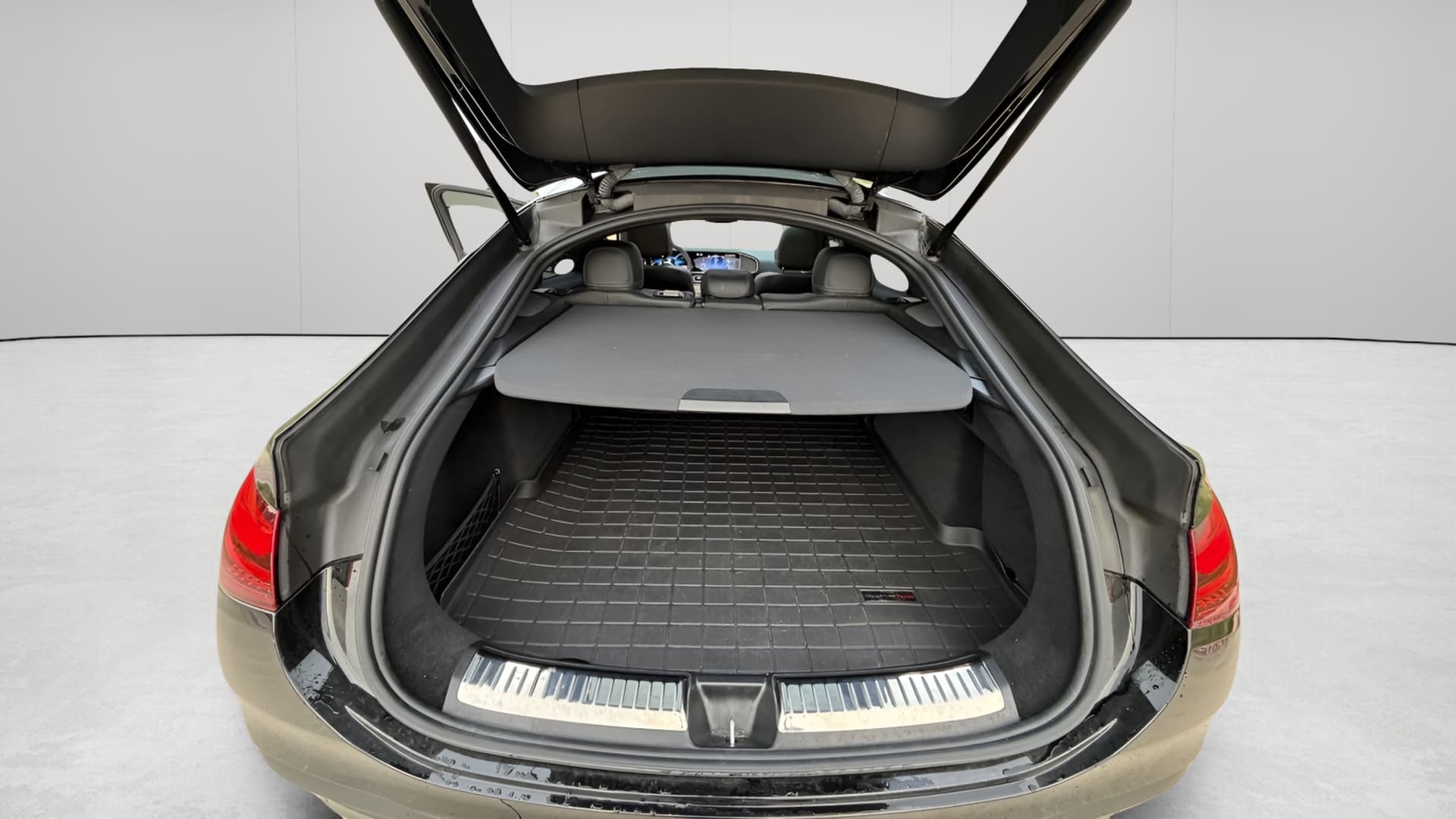 large car