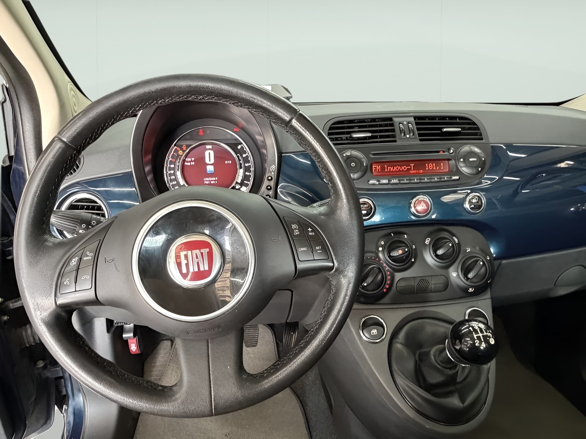 Vehicle photo