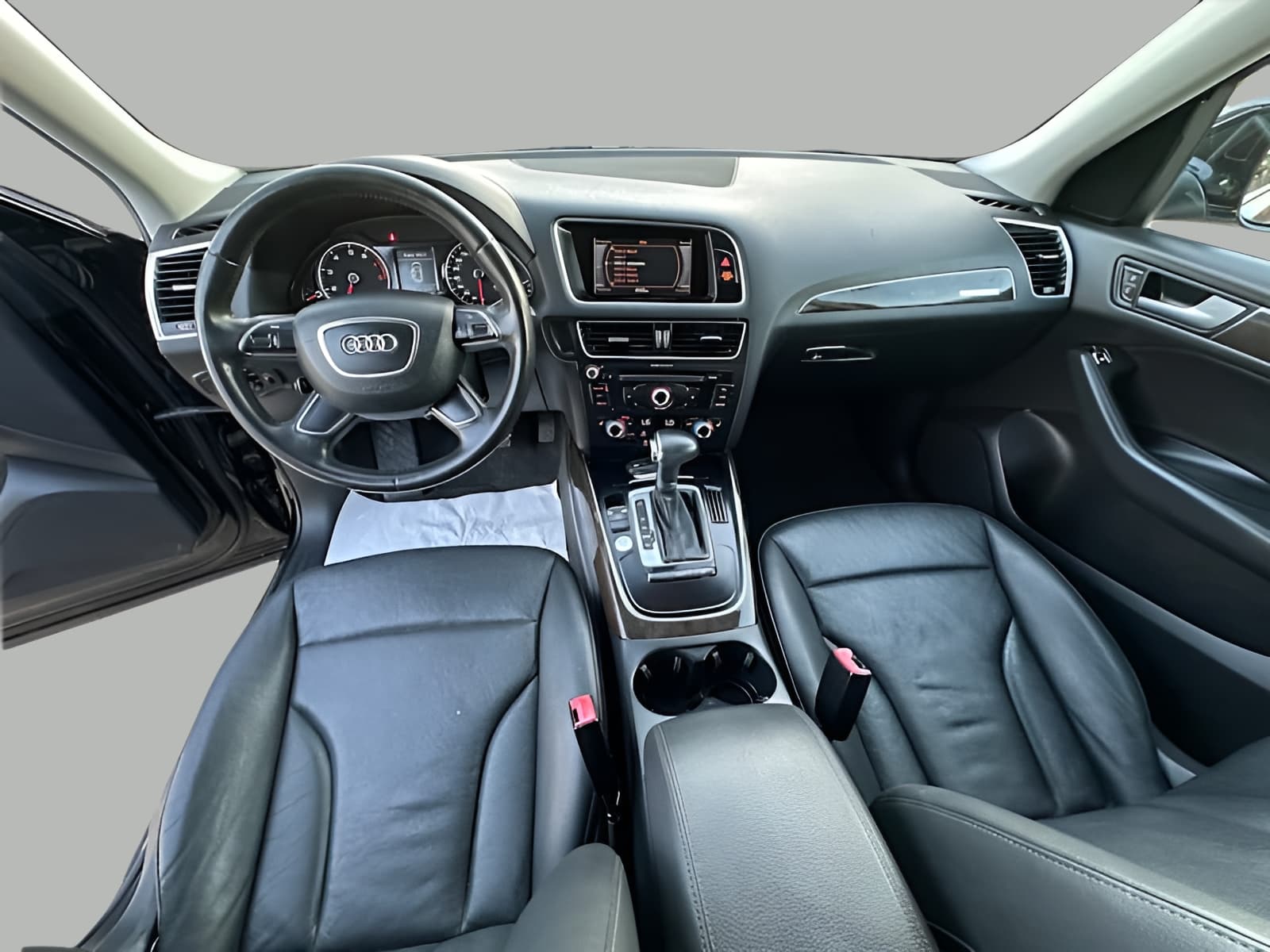 Vehicle photo