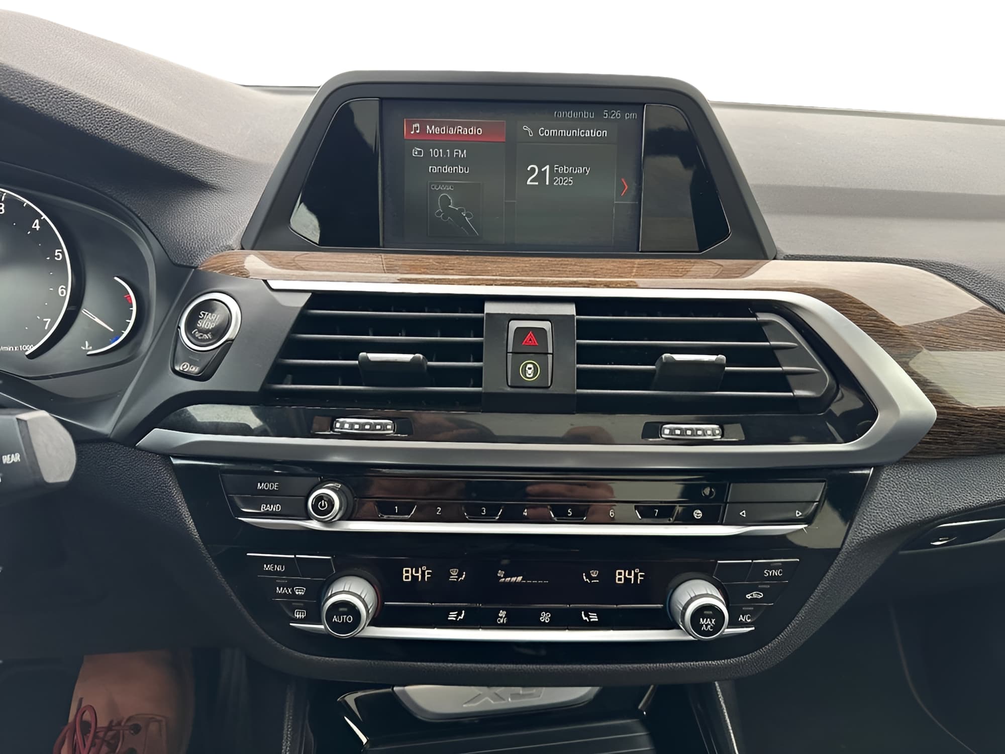 Vehicle photo