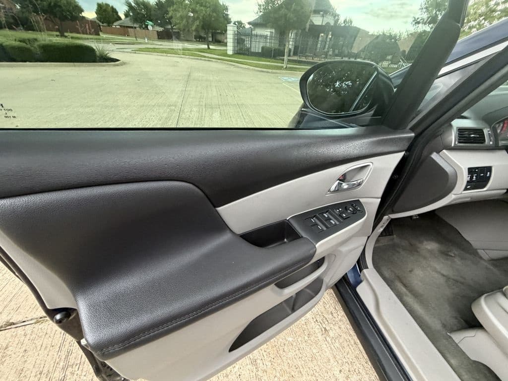 large car