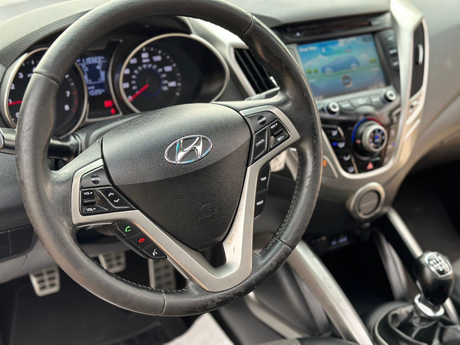 Vehicle photo