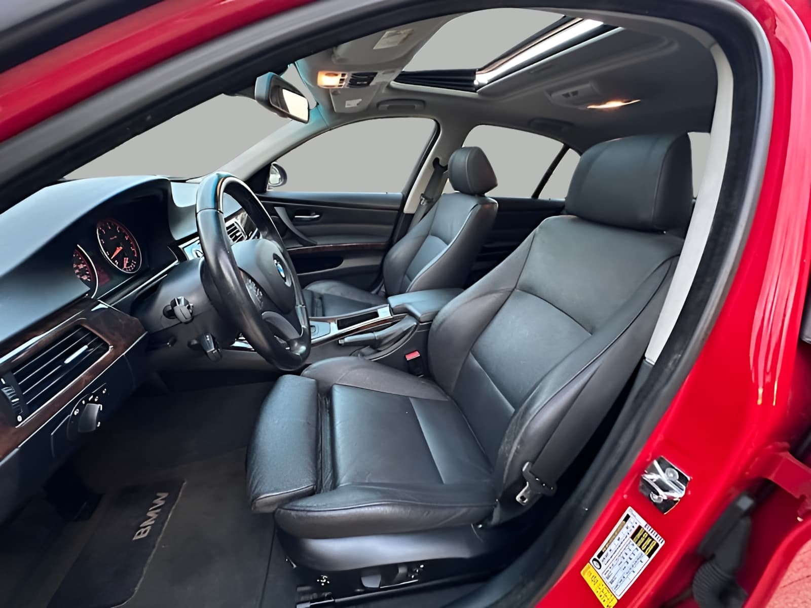 Vehicle photo
