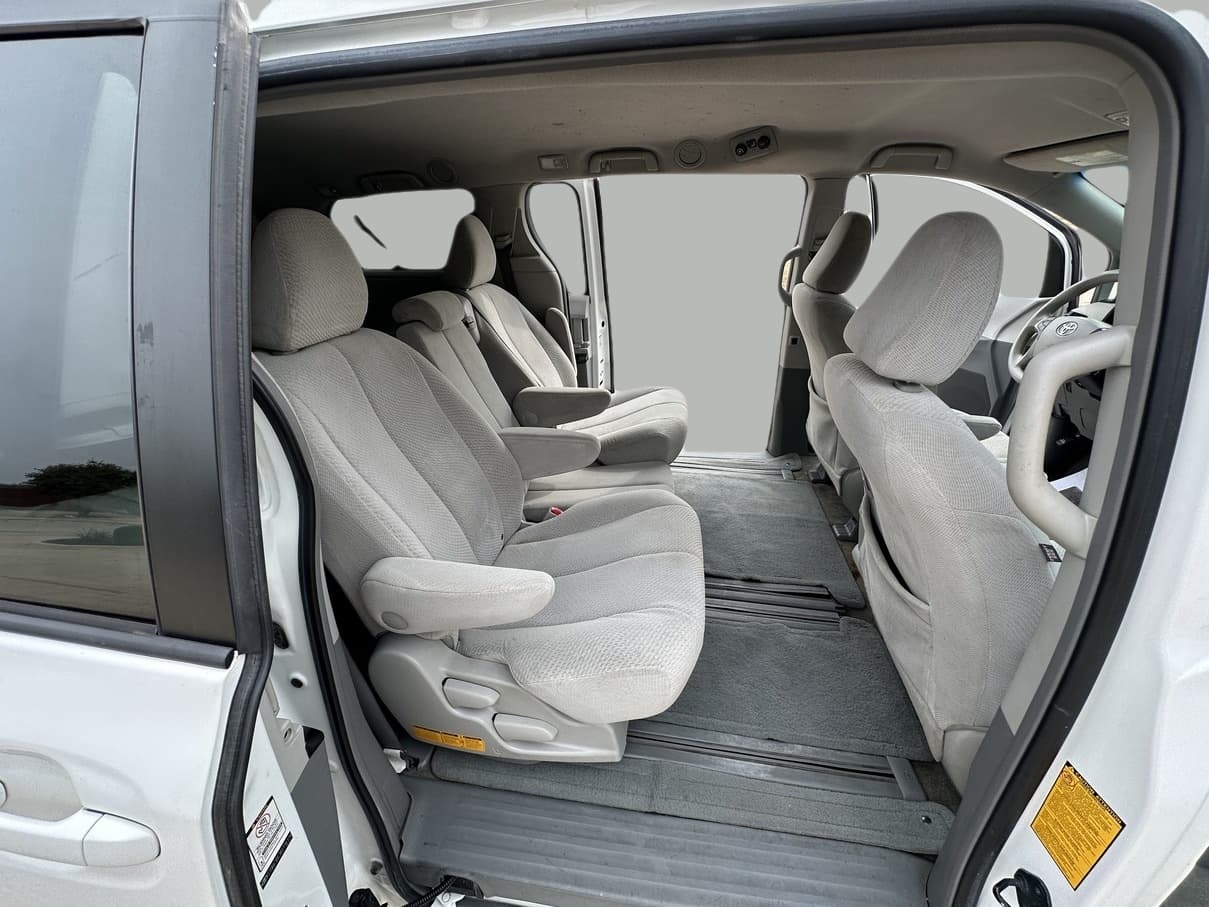 Vehicle photo