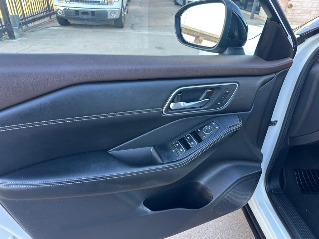 large car