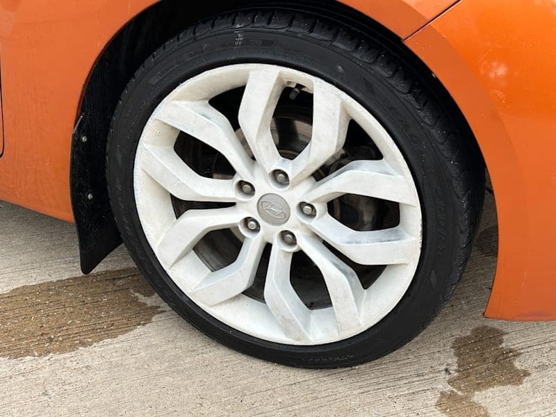 Vehicle photo