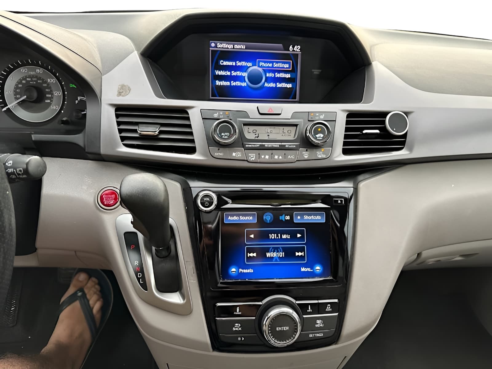 Vehicle photo