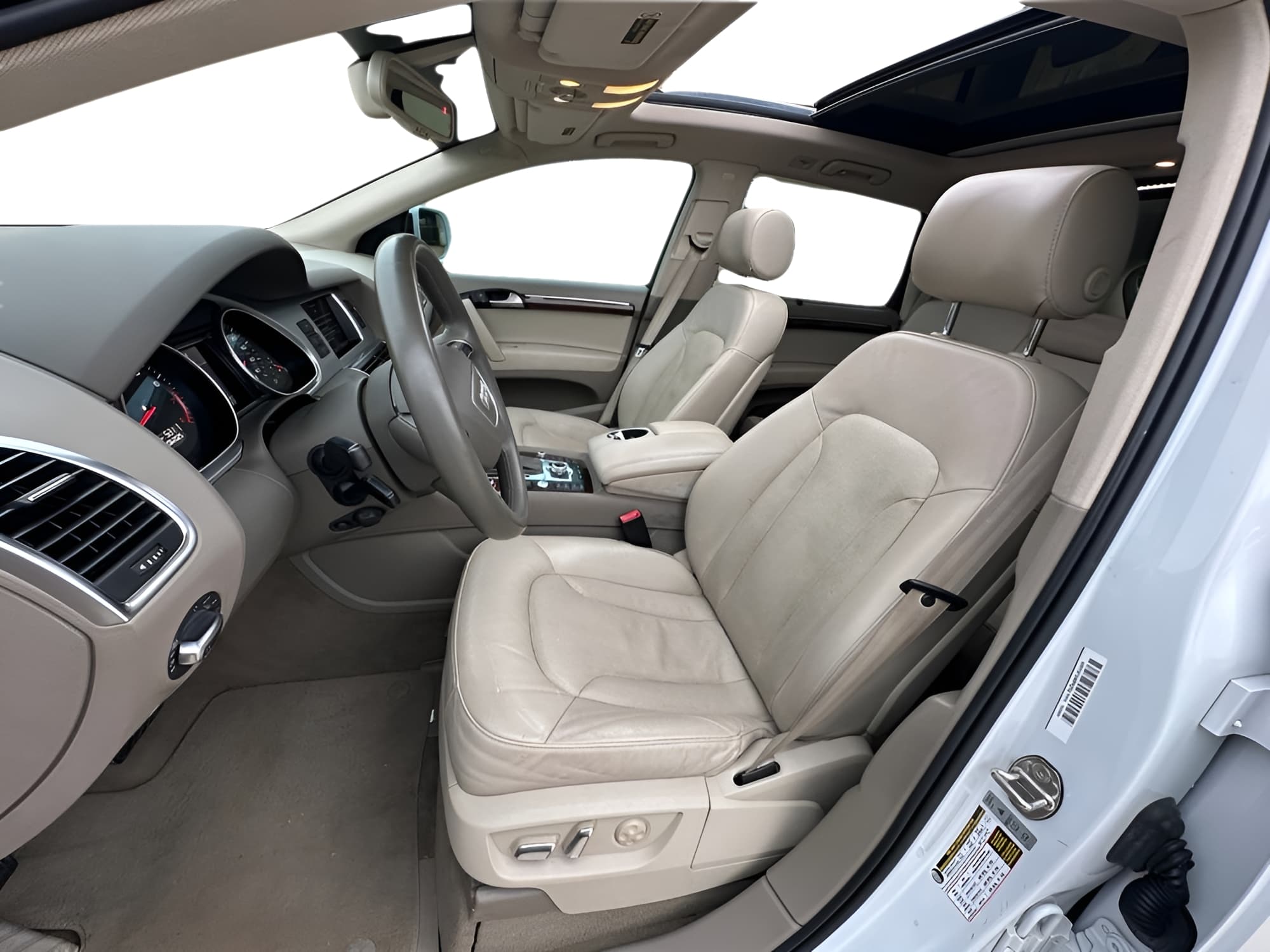 Vehicle photo