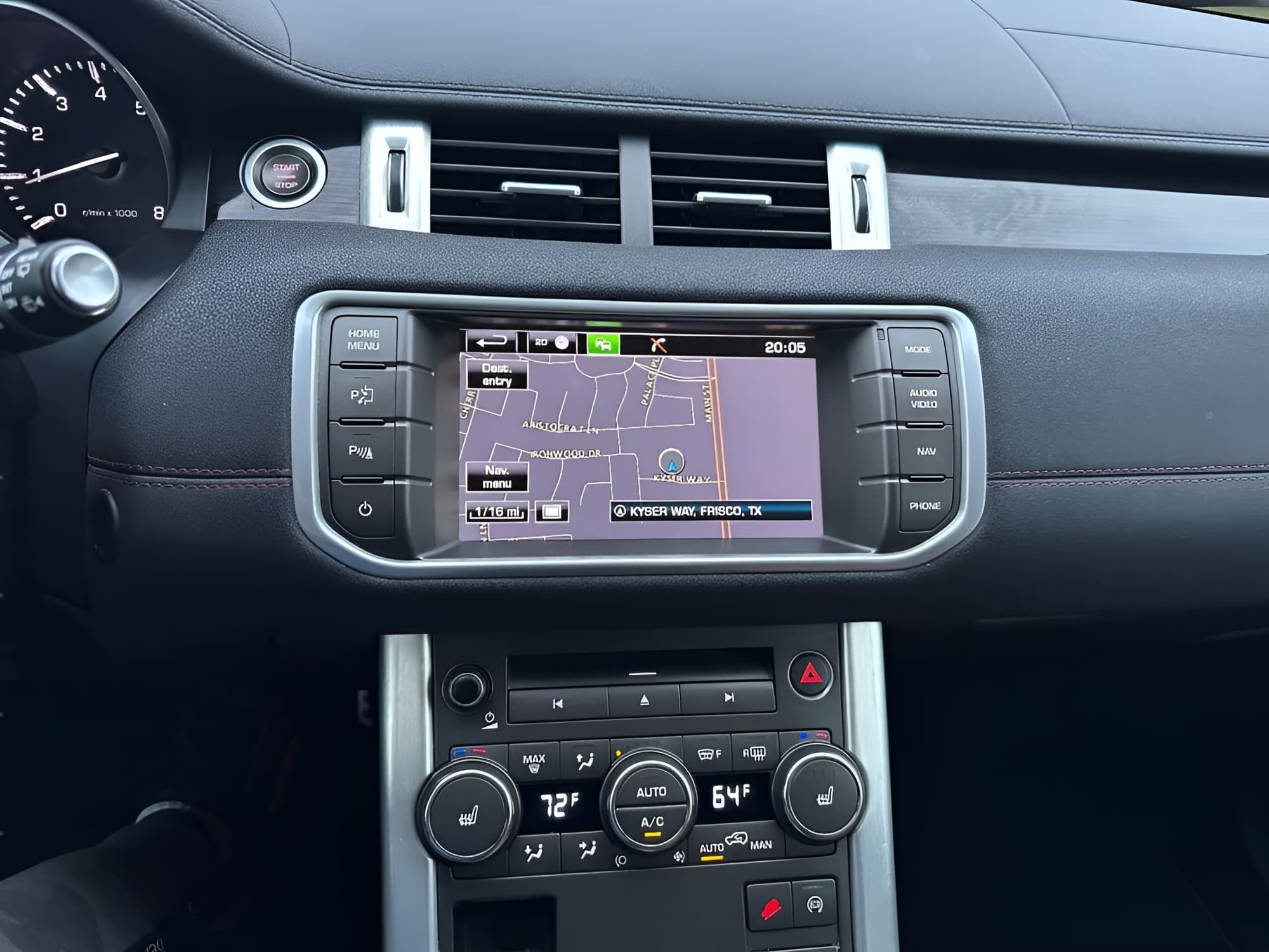 Vehicle photo