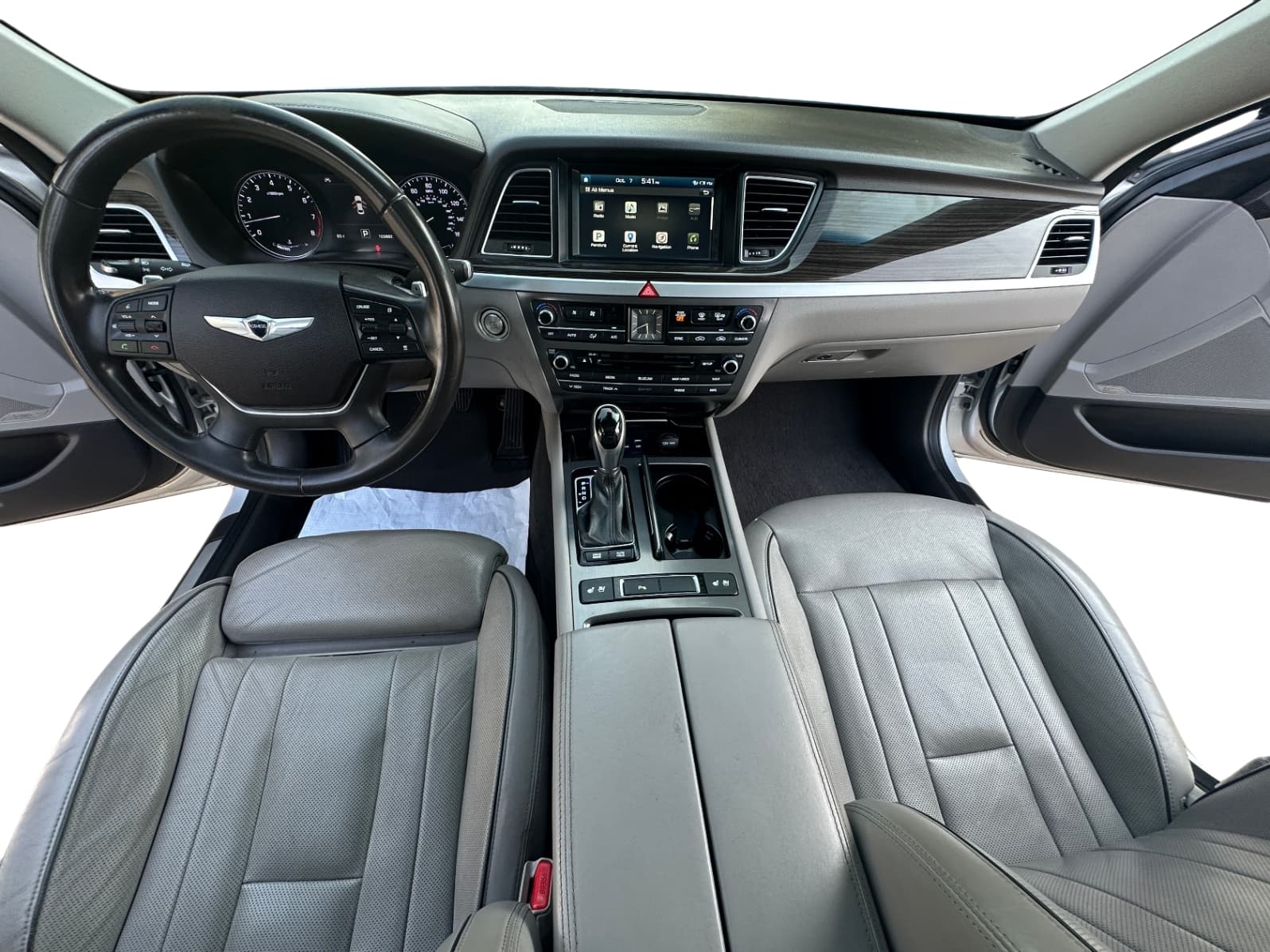 Vehicle photo