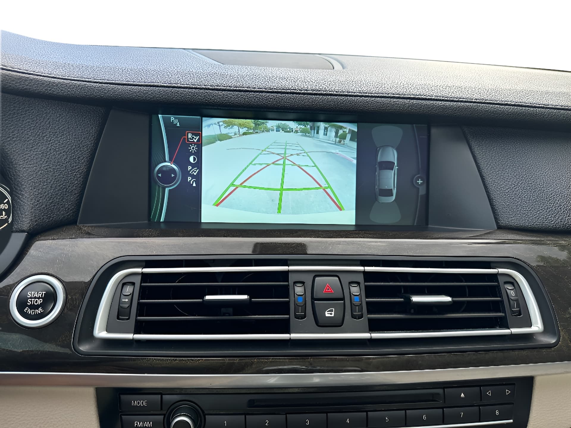 Vehicle photo