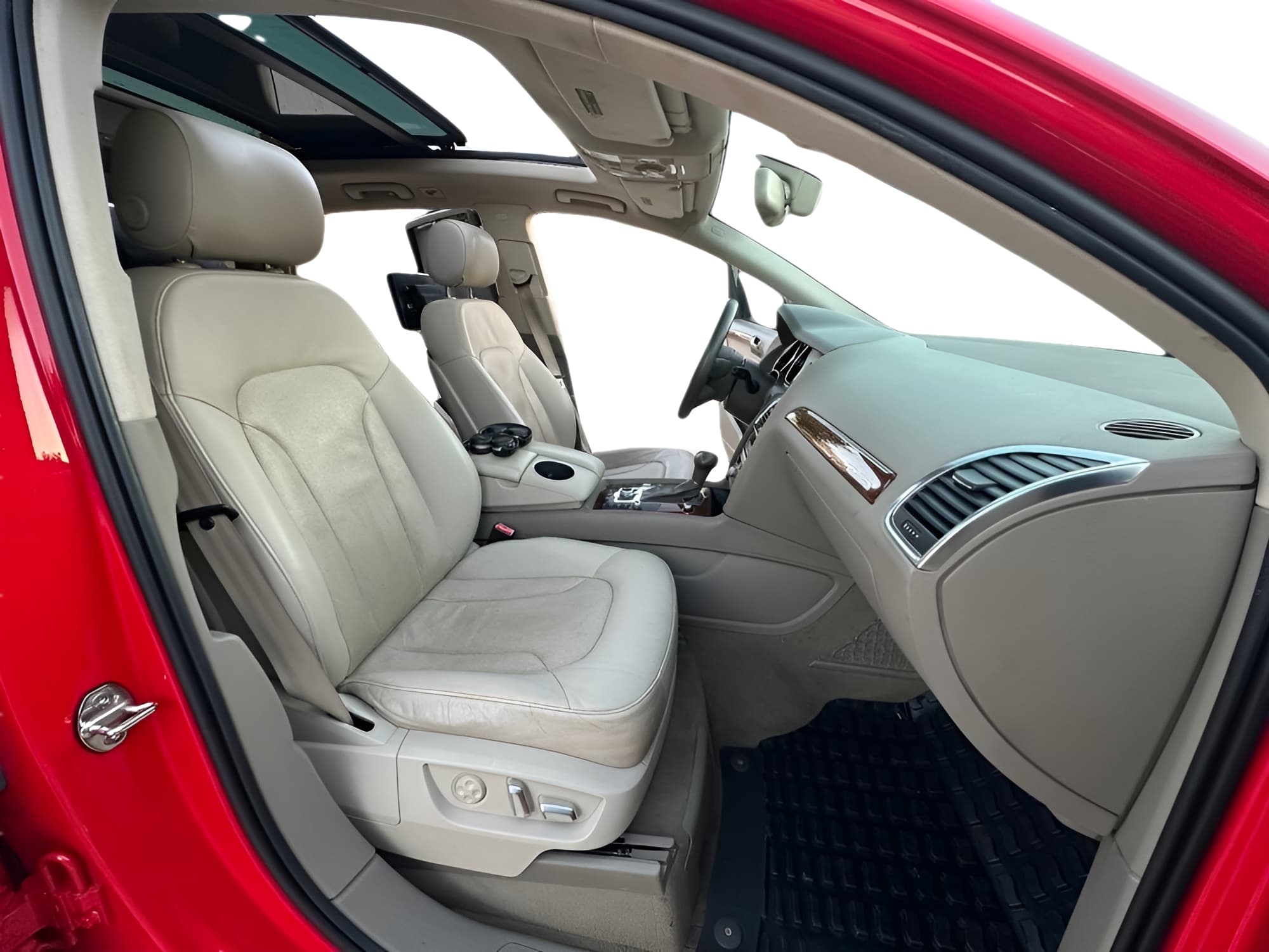 Vehicle photo