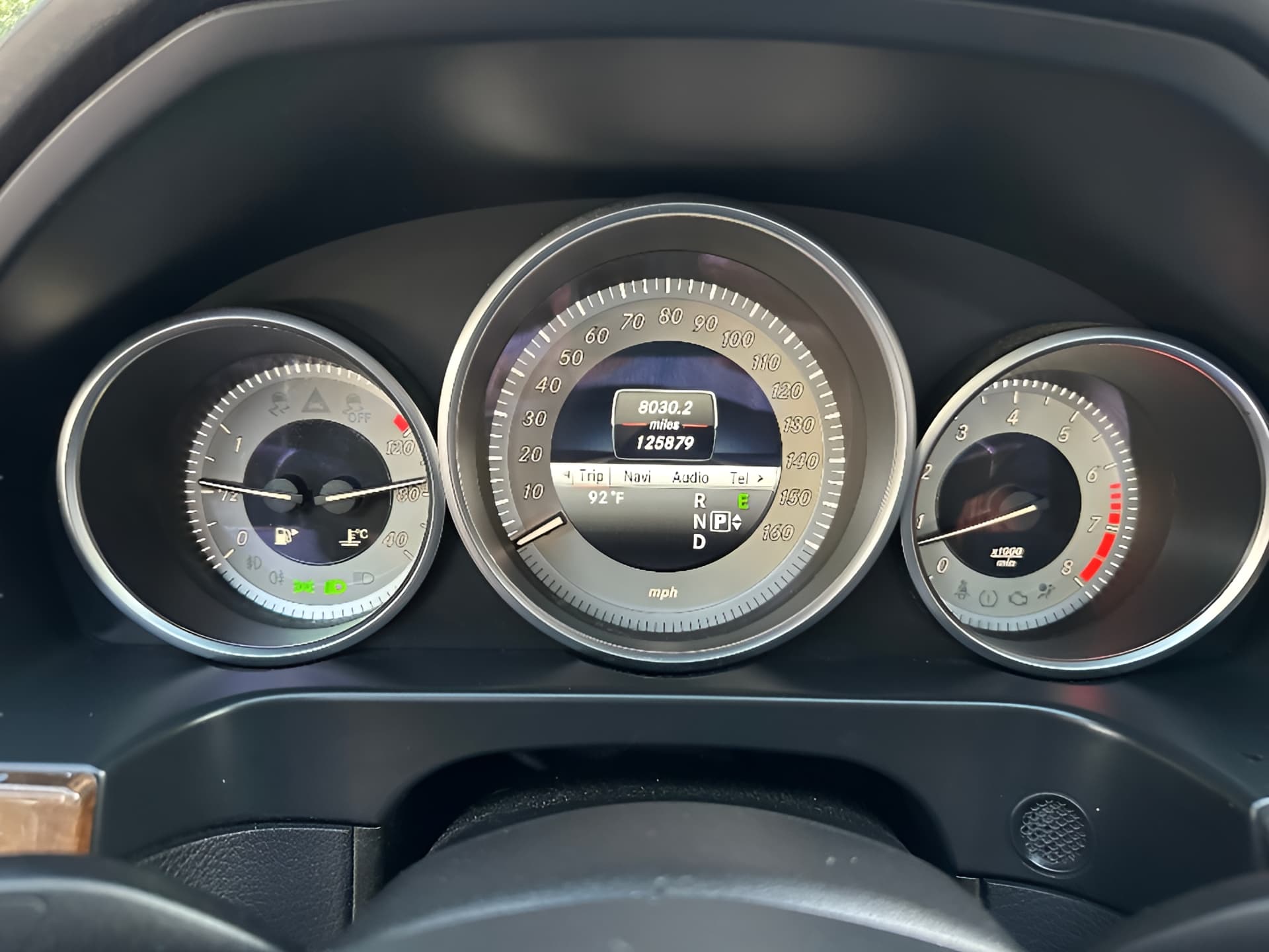 Vehicle photo