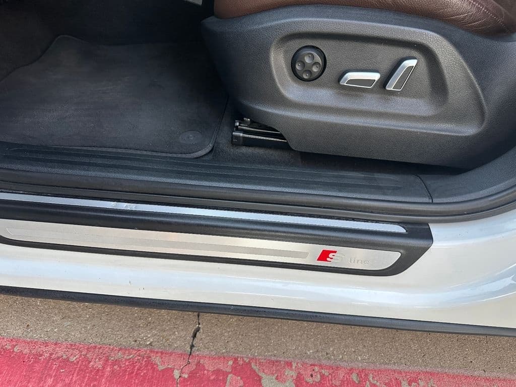 large car