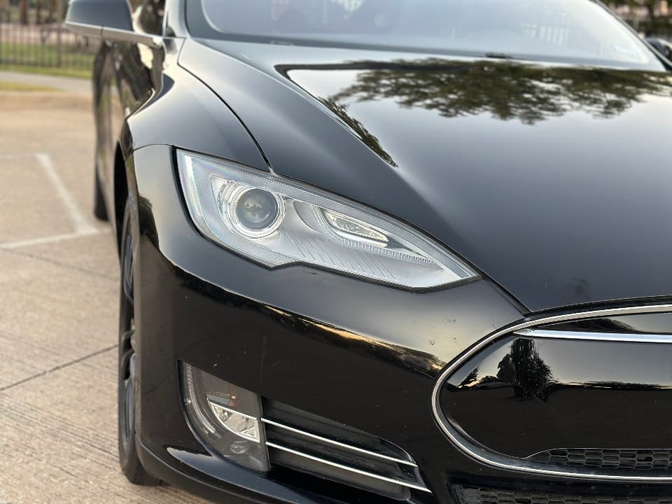 Vehicle photo