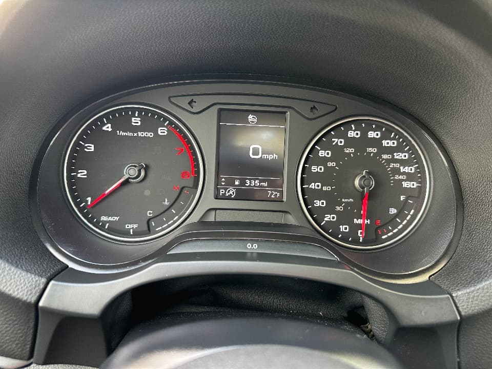 Vehicle photo