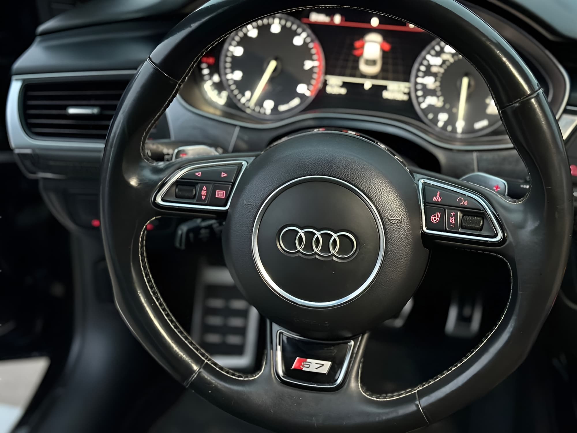 Vehicle photo