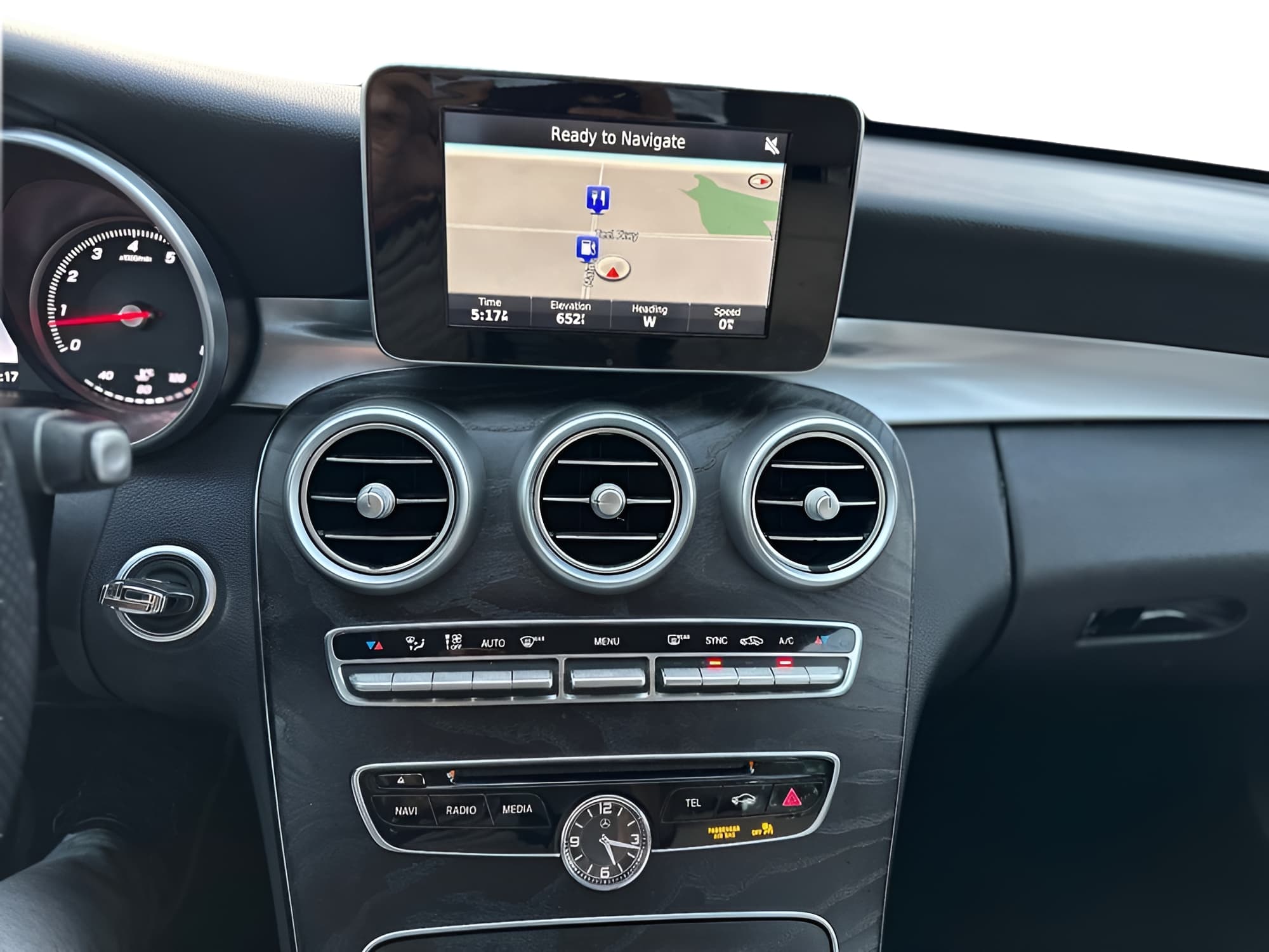 Vehicle photo